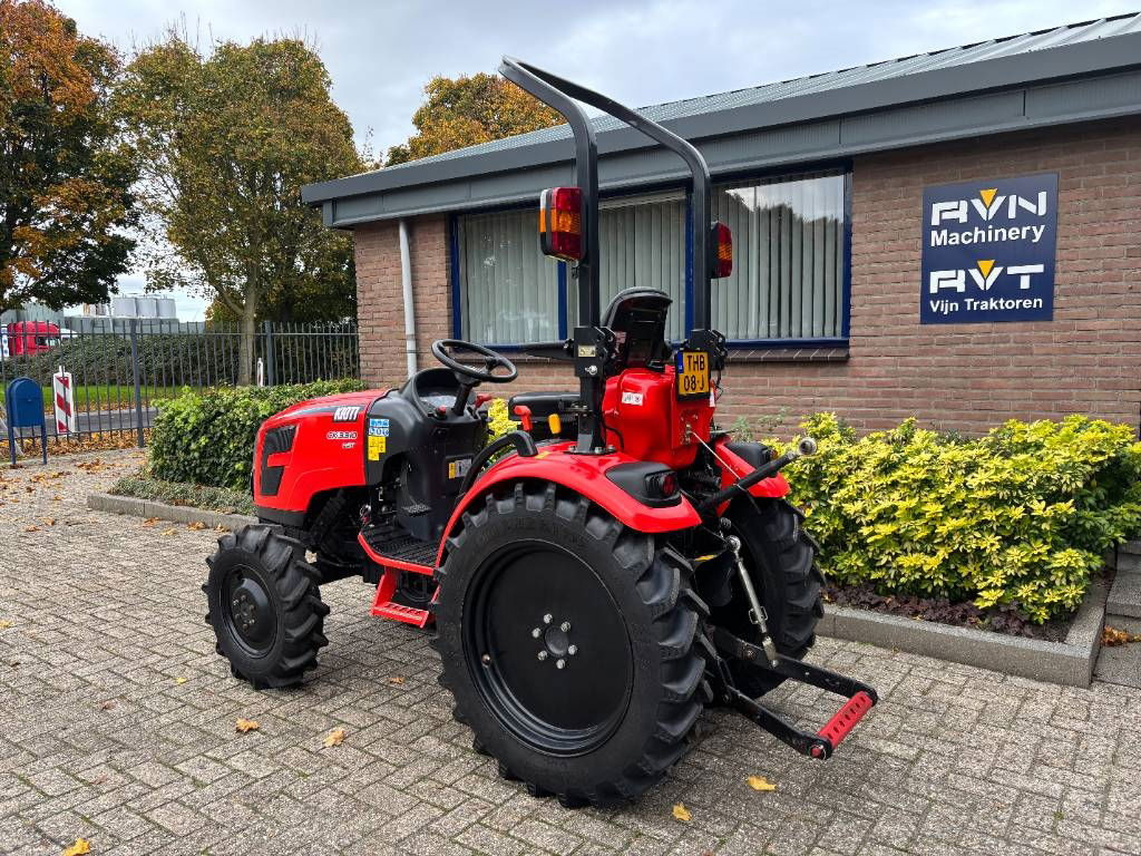 Kioti CK 3310 HST - Minitraktor: billede 3 Kioti CK 3310 HST - Minitraktor: billede 3