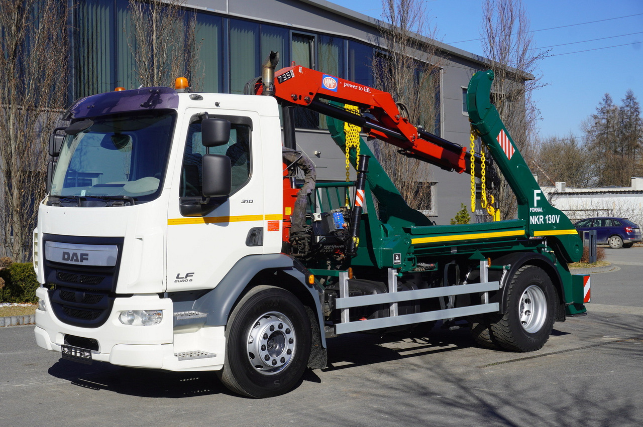 DAF LF 18.310 E6 / Skip loader Fornal NKR 130V / HDS HMF 735 K2 / Manual gearbox - Lastbil med kran: billede 1 DAF LF 18.310 E6 / Skip loader Fornal NKR 130V / HDS HMF 735 K2 / Manual gearbox - Lastbil med kran: billede 1