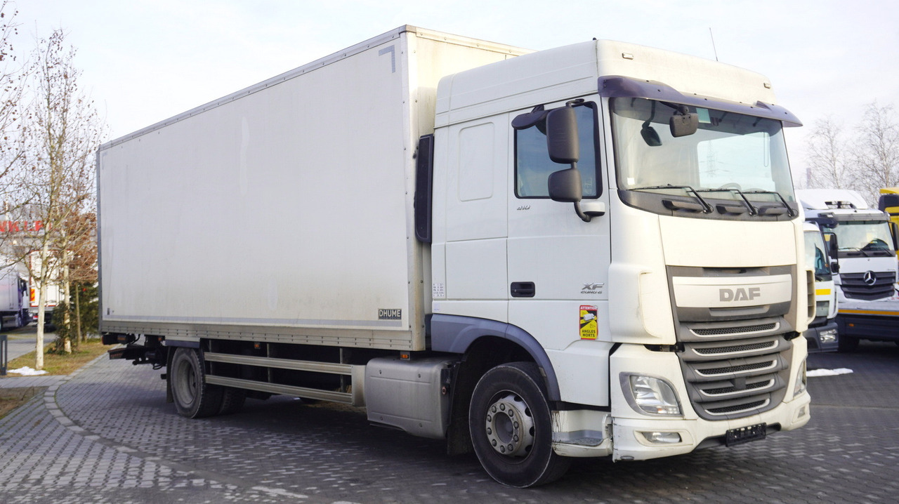 DAF XF 410 EURO 6 /410 HP / 20 EPAL / Dhollandia lift 1500 kg - Lastbil varevogn: billede 1 DAF XF 410 EURO 6 /410 HP / 20 EPAL / Dhollandia lift 1500 kg - Lastbil varevogn: billede 1