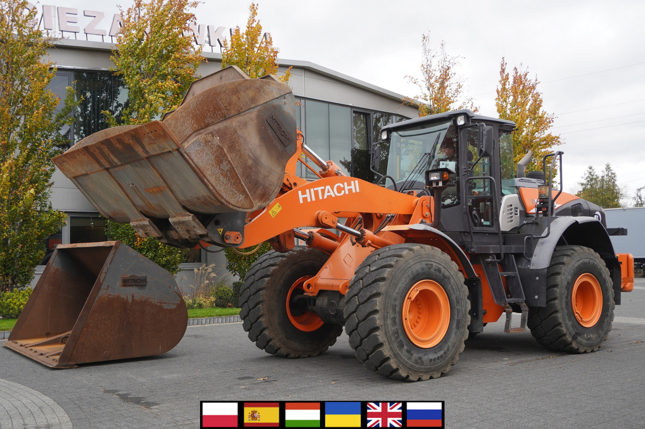 HITACHI ZW220 articulated loader / 2 buckets - Gummihjulslæsser: billede 1 HITACHI ZW220 articulated loader / 2 buckets - Gummihjulslæsser: billede 1