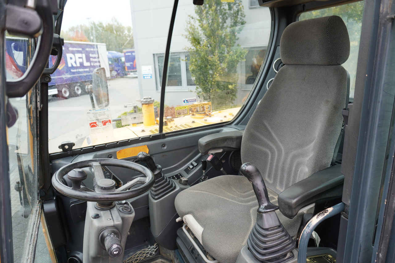 Hjulgravemaskine Hyundai Robex 55W-9 Wheeled Excavator 5.5t / 2 units: billede 12 Hjulgravemaskine Hyundai Robex 55W-9 Wheeled Excavator 5.5t / 2 units: billede 12