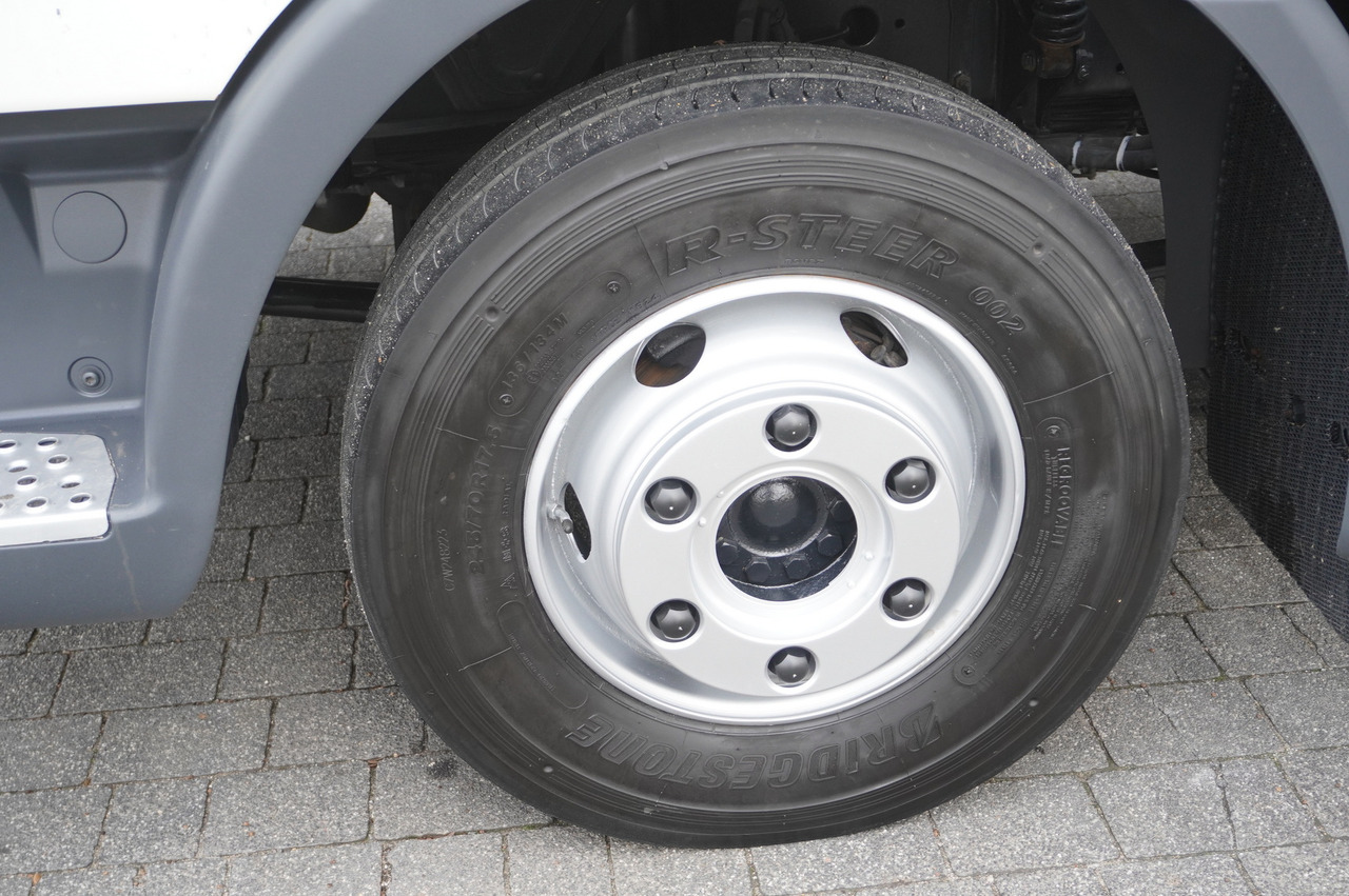 Kølevogn lastbil MAN TGL 12.190 / 14 EPAL Refrigerator / Carrier Xarios 500 / 3 units: billede 18 Kølevogn lastbil MAN TGL 12.190 / 14 EPAL Refrigerator / Carrier Xarios 500 / 3 units: billede 18