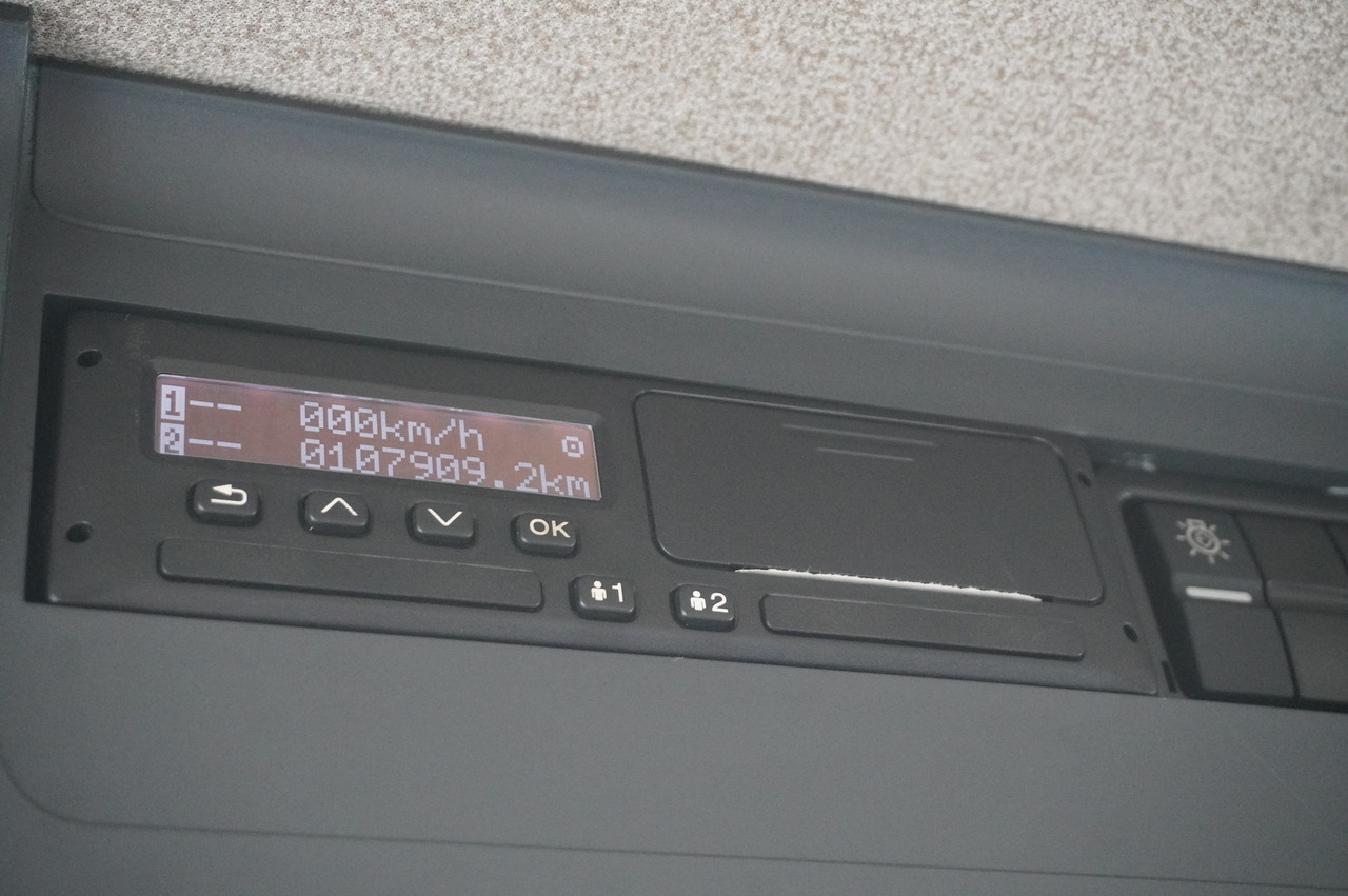 MAN TGL 12.190 / CHEREAU Refrigerator 18 PAL multitemperature / Thermoking T-1200R / 100,000 km - Kølevogn lastbil: billede 2 MAN TGL 12.190 / CHEREAU Refrigerator 18 PAL multitemperature / Thermoking T-1200R / 100,000 km - Kølevogn lastbil: billede 2