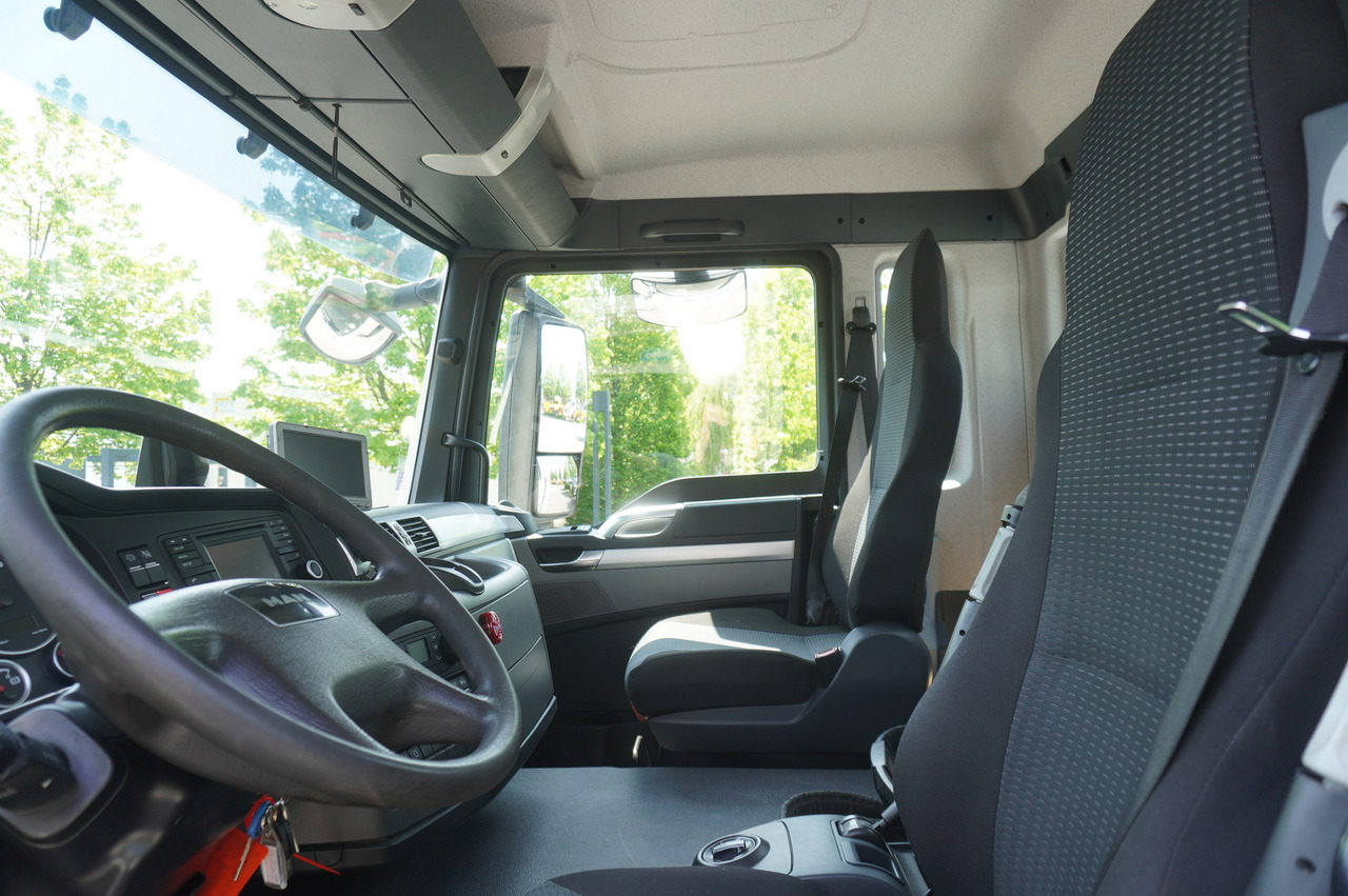 Lastbil med lad, Lastbil med kran MAN TGS 26.360 Flatbed / Fassi F175 7.7 T / steered 3rd axle: billede 22 Lastbil med lad, Lastbil med kran MAN TGS 26.360 Flatbed / Fassi F175 7.7 T / steered 3rd axle: billede 22