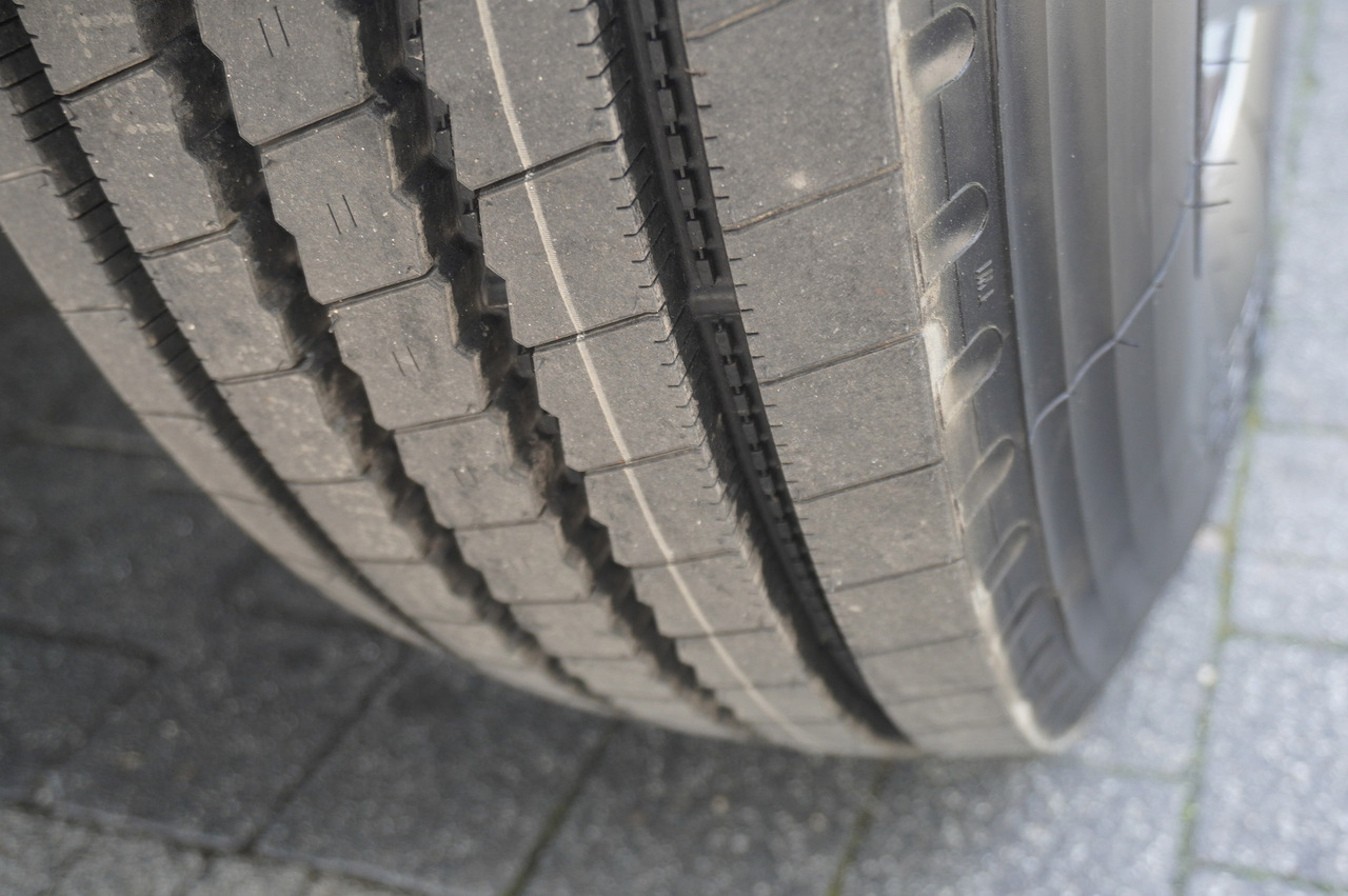 Lastbil med lad, Lastbil med kran MAN TGS 26.360 Flatbed / Fassi F175 7.7 T / steered 3rd axle: billede 19 Lastbil med lad, Lastbil med kran MAN TGS 26.360 Flatbed / Fassi F175 7.7 T / steered 3rd axle: billede 19