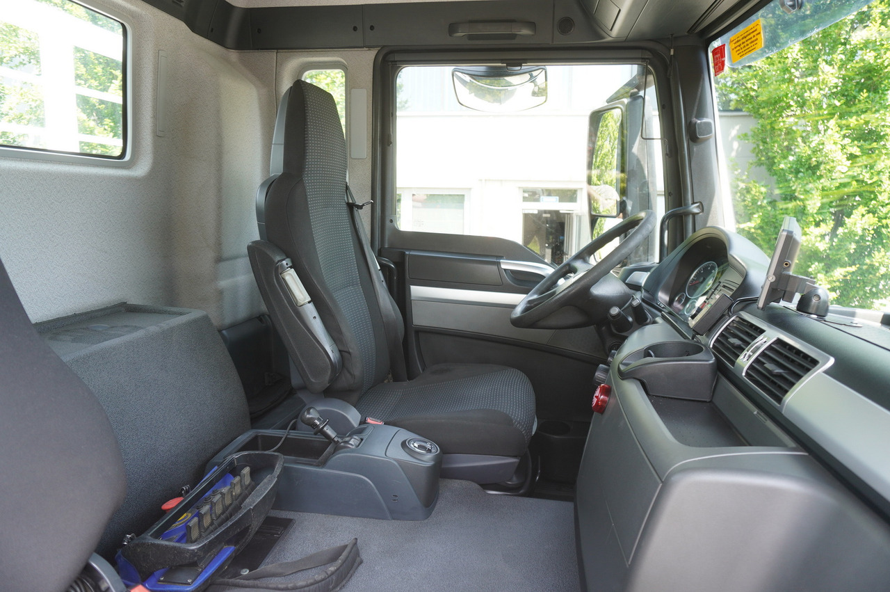 Lastbil med lad, Lastbil med kran MAN TGS 26.360 Flatbed / Fassi F175 7.7 T / steered 3rd axle: billede 27 Lastbil med lad, Lastbil med kran MAN TGS 26.360 Flatbed / Fassi F175 7.7 T / steered 3rd axle: billede 27