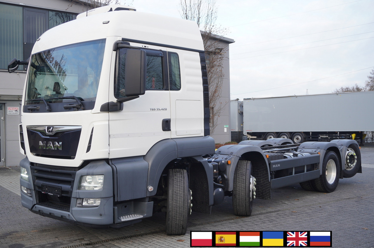 MAN TGS 35.420 8×2 / Chassis 6.4 m / 3 steered axles - Lastbil med kran: billede 1 MAN TGS 35.420 8×2 / Chassis 6.4 m / 3 steered axles - Lastbil med kran: billede 1