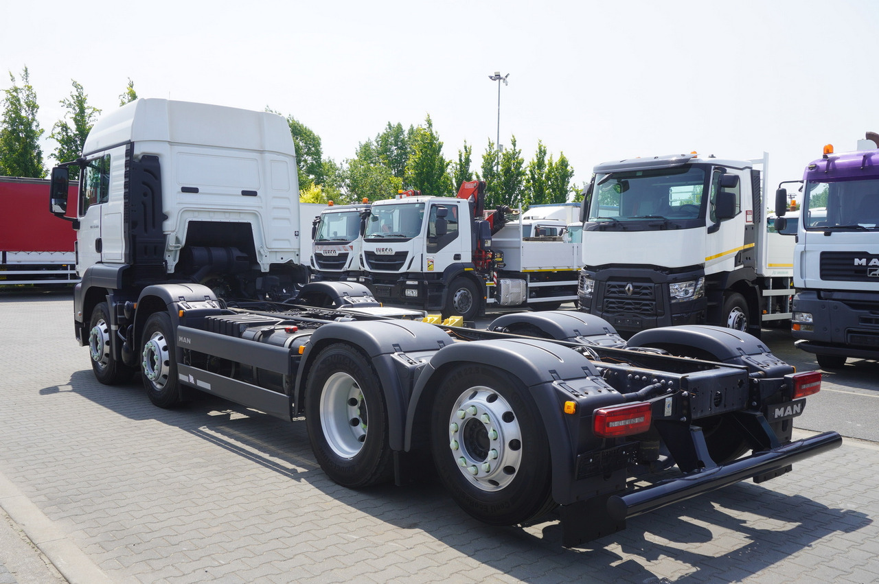 MAN TGS 35.420 8x2 / Chassis 6.4 m / 3 steered axles - Lastbil chassis: billede 4 MAN TGS 35.420 8x2 / Chassis 6.4 m / 3 steered axles - Lastbil chassis: billede 4