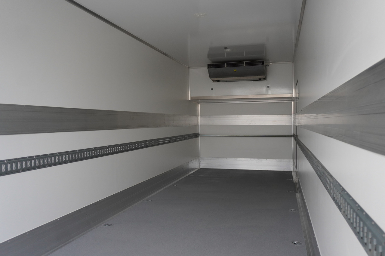 Leje en MAN TGX 26.400 / IGLOOCAR / Carrier Supra 1150 MT Silent MAN TGX 26.400 / IGLOOCAR / Carrier Supra 1150 MT Silent: billede 15