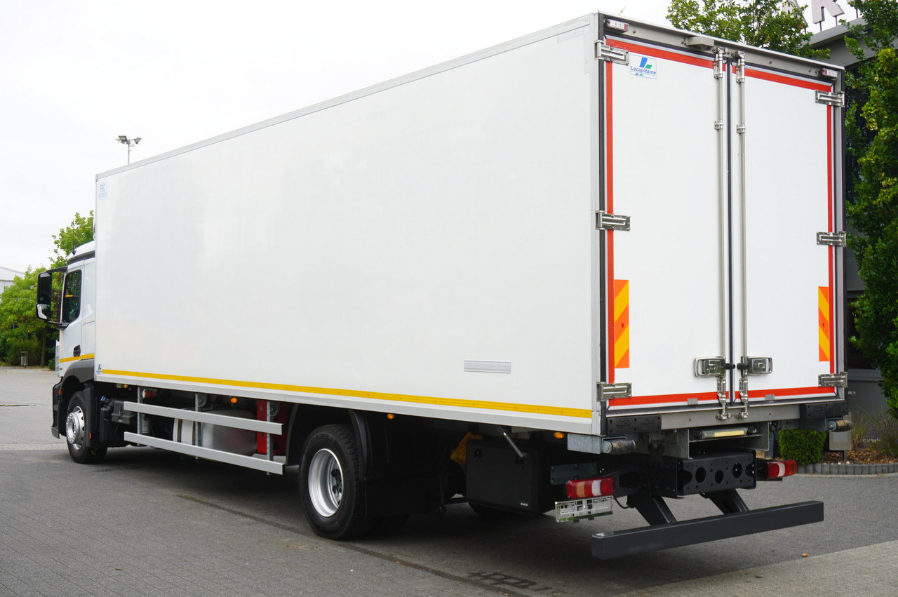 MERCEDES-BENZ Actros 1824 / Refrigerator 22 EPAL / Carrier Supra 950 / Sleeping cabin - Kølevogn lastbil: billede 2 MERCEDES-BENZ Actros 1824 / Refrigerator 22 EPAL / Carrier Supra 950 / Sleeping cabin - Kølevogn lastbil: billede 2