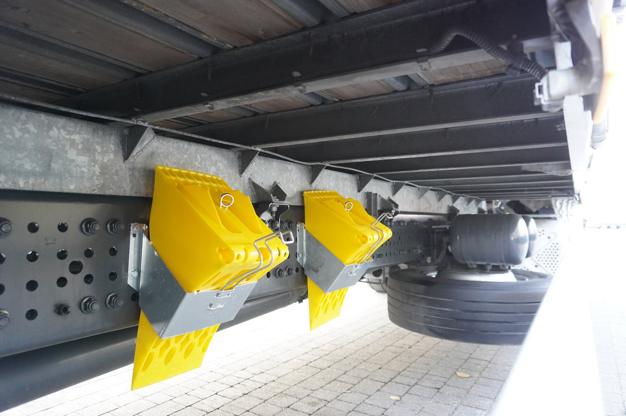 Lastbil med presenning MERCEDES-BENZ Actros 1835 E6 4×2 / Curtainsider 21 pallets / tail lift 1.5t: billede 25 Lastbil med presenning MERCEDES-BENZ Actros 1835 E6 4×2 / Curtainsider 21 pallets / tail lift 1.5t: billede 25