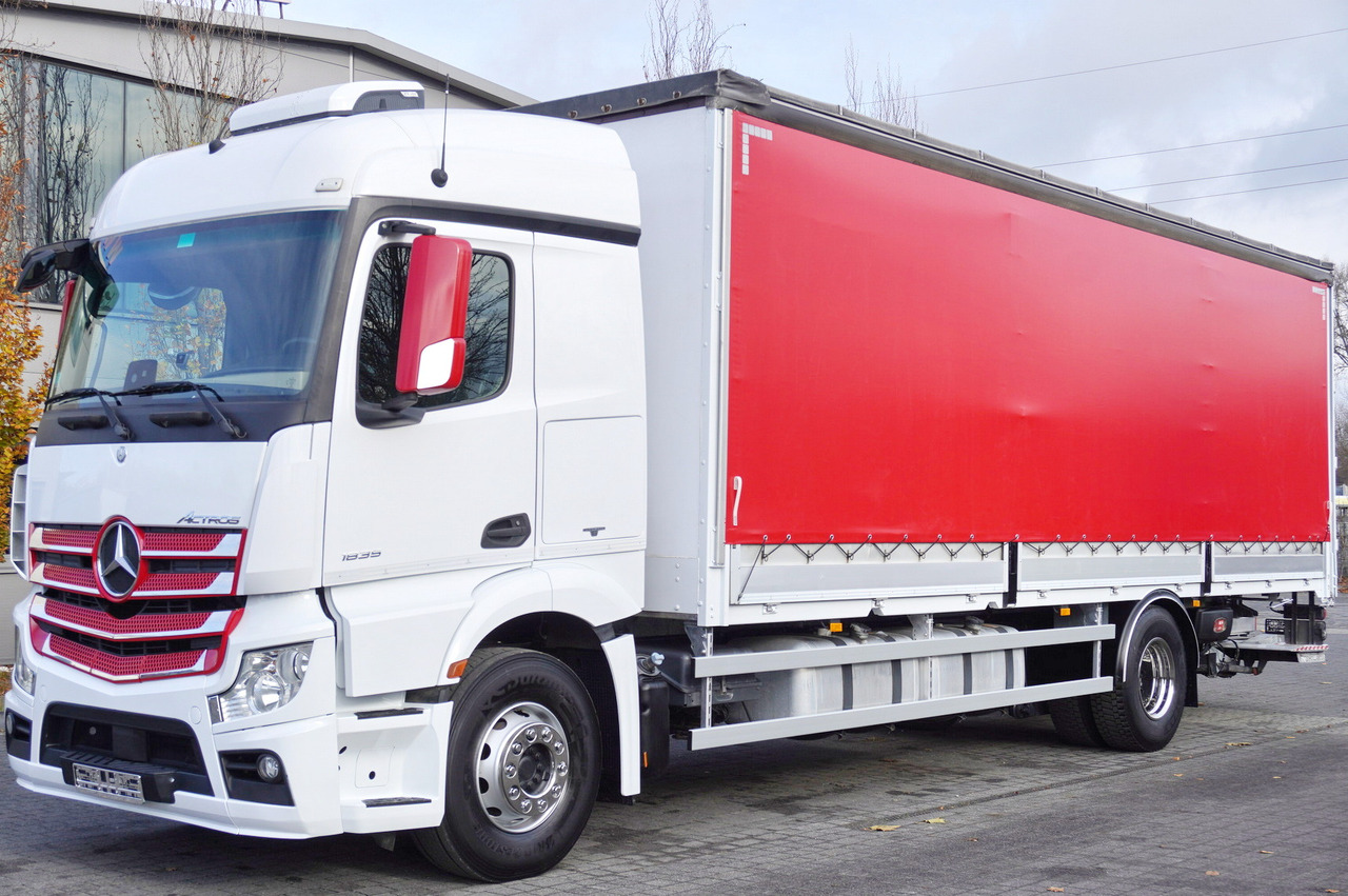 MERCEDES-BENZ Actros 1835 E6 4×2 / Curtainsider 21 pallets / tail lift 1.5t - Lastbil med presenning: billede 1 MERCEDES-BENZ Actros 1835 E6 4×2 / Curtainsider 21 pallets / tail lift 1.5t - Lastbil med presenning: billede 1