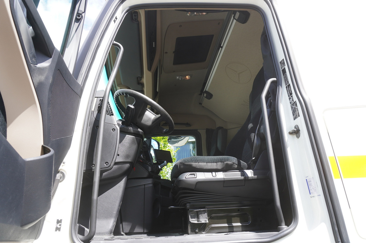 Biltransportør lastbil MERCEDES-BENZ Actros 2542 / NEW tow truck / steered 3rd axle: billede 18