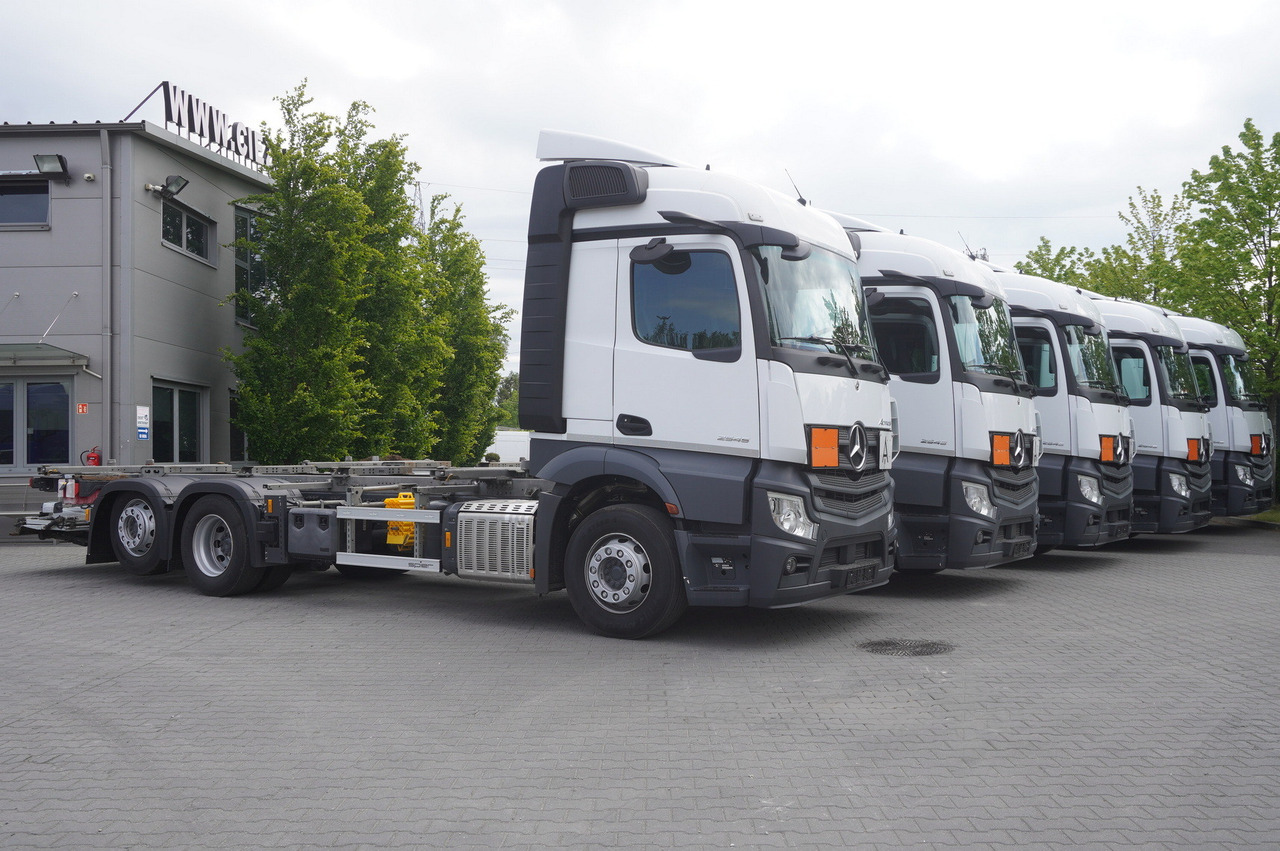 MERCEDES-BENZ Actros 2545 6×2 MP5 / ADR AT / 12 units - Containerbil/ Veksellad lastbil: billede 2 MERCEDES-BENZ Actros 2545 6×2 MP5 / ADR AT / 12 units - Containerbil/ Veksellad lastbil: billede 2