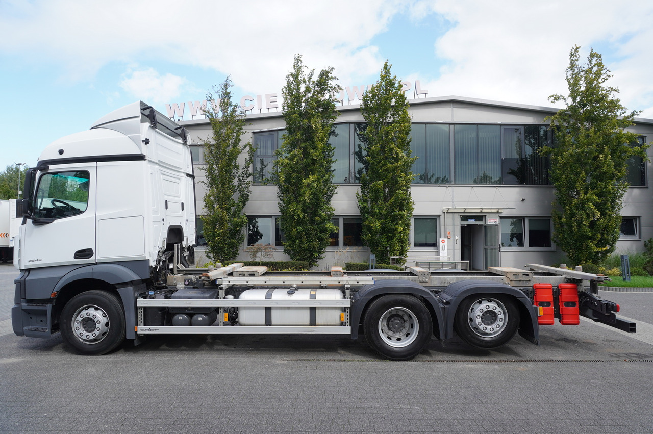 MERCEDES-BENZ Actros 2545 6×2 MP5 / Full ADR / 2 units - Containerbil/ Veksellad lastbil: billede 3 MERCEDES-BENZ Actros 2545 6×2 MP5 / Full ADR / 2 units - Containerbil/ Veksellad lastbil: billede 3