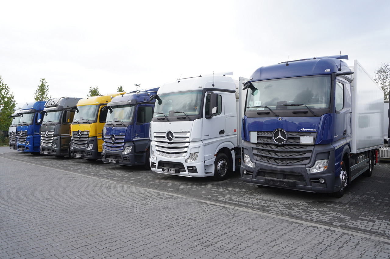 MERCEDES-BENZ Actros 2545 / Multitemperature Refrigerator / several units - Kølevogn lastbil: billede 2 MERCEDES-BENZ Actros 2545 / Multitemperature Refrigerator / several units - Kølevogn lastbil: billede 2