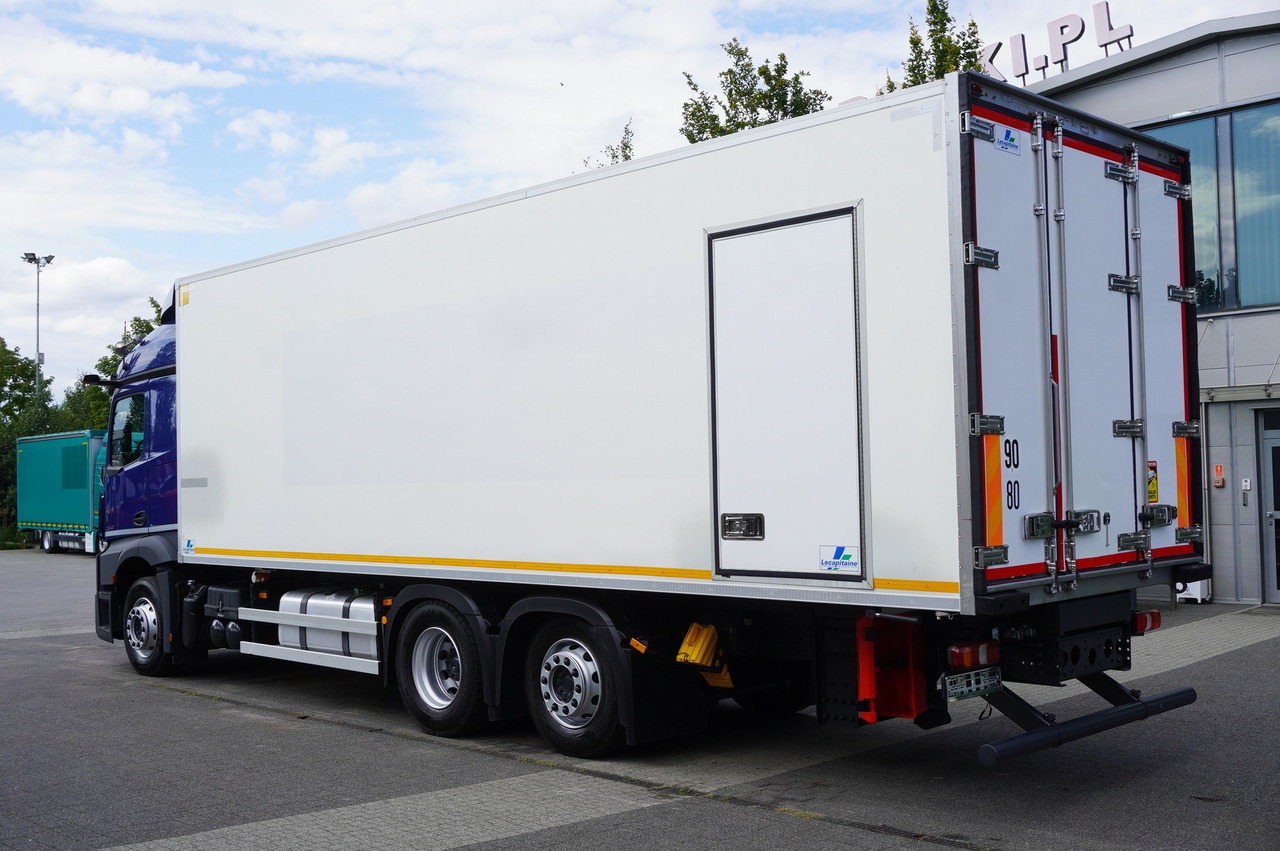 MERCEDES-BENZ Actros 2546 / Lecapitaine refrigerator 20 EPAL / Multitemperature / Carrier Supra 1150 MT - Kølevogn lastbil: billede 3 MERCEDES-BENZ Actros 2546 / Lecapitaine refrigerator 20 EPAL / Multitemperature / Carrier Supra 1150 MT - Kølevogn lastbil: billede 3