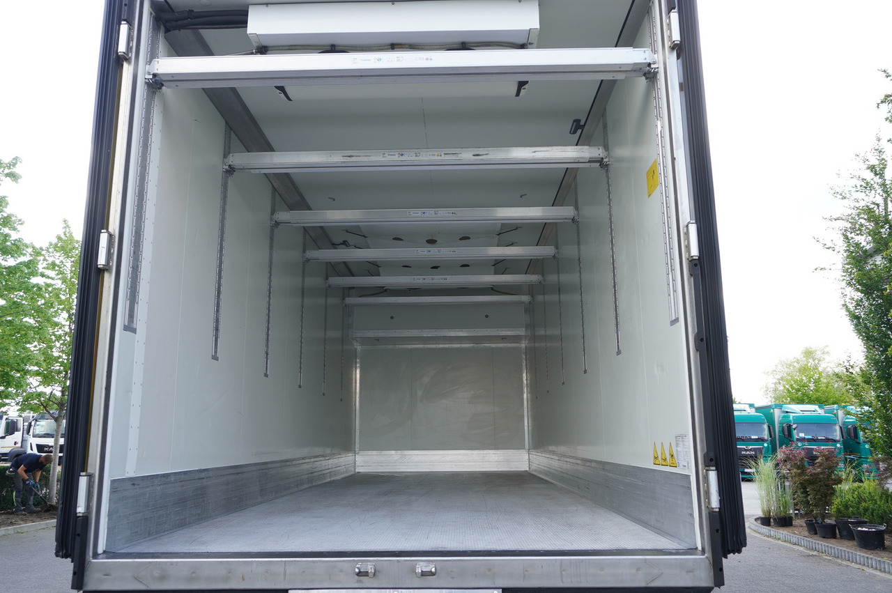 MERCEDES-BENZ Actros 2548 MP5 / Krone Refrigerator Multitemperature / Doppelstock 36 EPAL / GIGA Space cabin - Kølevogn lastbil: billede 4 MERCEDES-BENZ Actros 2548 MP5 / Krone Refrigerator Multitemperature / Doppelstock 36 EPAL / GIGA Space cabin - Kølevogn lastbil: billede 4