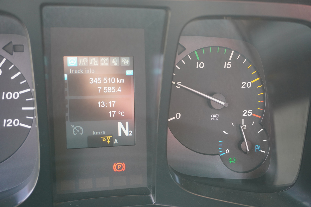 Lastbil med lad, Lastbil med kran MERCEDES-BENZ Antos 2540 / Flatbed 15 EPAL / Fassi F165 / 6.1 t / 8 m reach / remote control / rotator / 1600 MTH / steered axle: billede 25