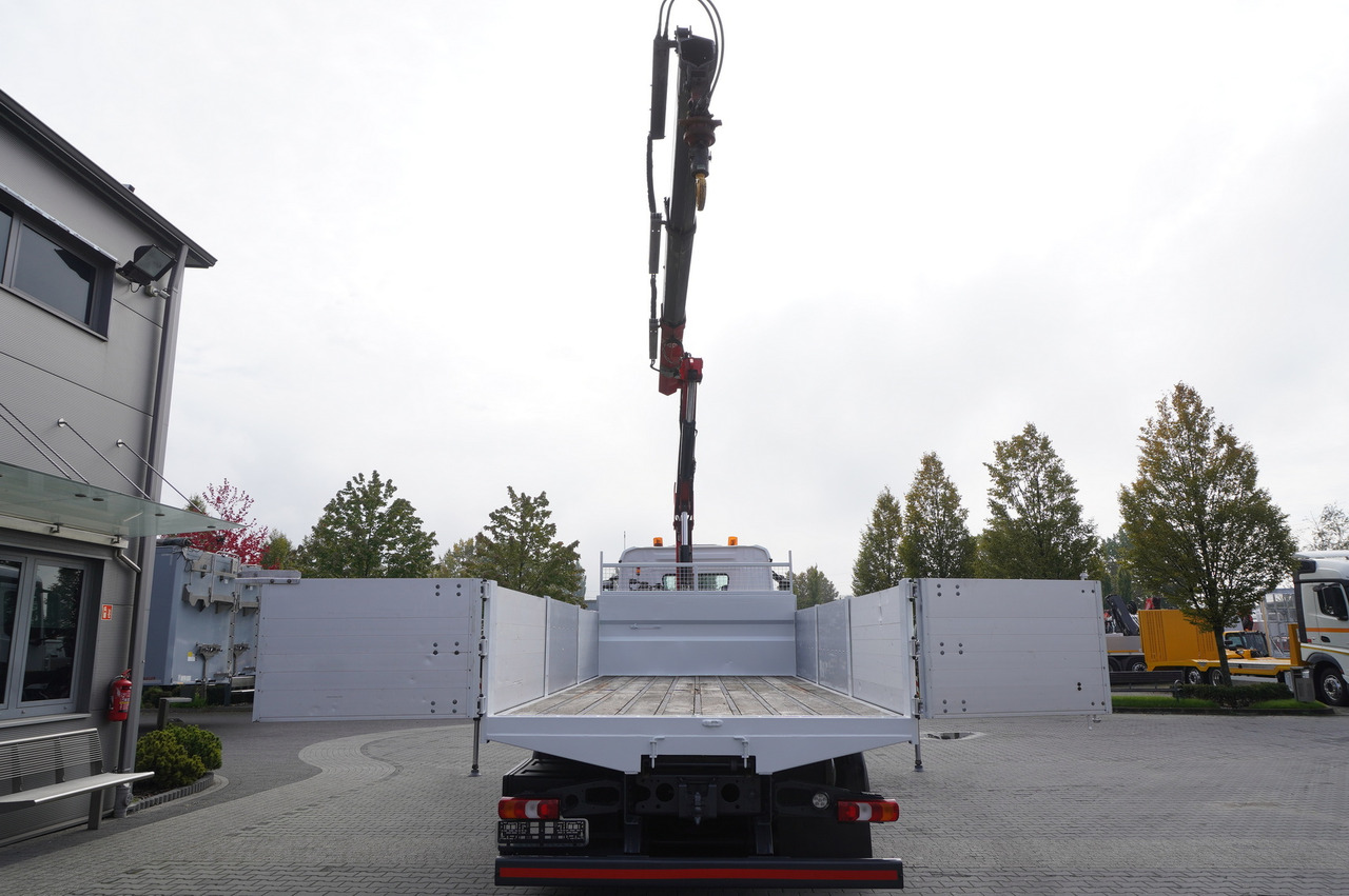MERCEDES-BENZ Antos 2540 / Flatbed 15 EPAL / Fassi F165 / 6.1 t / 8 m reach / remote control / rotator / 1600 MTH / steered axle - Lastbil med kran: billede 4 MERCEDES-BENZ Antos 2540 / Flatbed 15 EPAL / Fassi F165 / 6.1 t / 8 m reach / remote control / rotator / 1600 MTH / steered axle - Lastbil med kran: billede 4