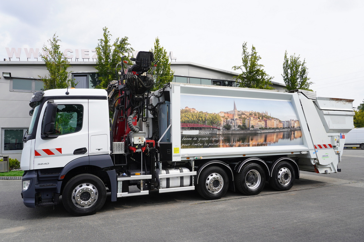 MERCEDES-BENZ Antos 3240 8x2 / Tajfun 5T crane / Farid Industries garbage truck/ 3 steered axles - Lastbil med kran: billede 4 MERCEDES-BENZ Antos 3240 8x2 / Tajfun 5T crane / Farid Industries garbage truck/ 3 steered axles - Lastbil med kran: billede 4