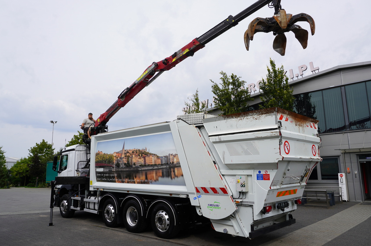 MERCEDES-BENZ Antos 3240 8x2 / Tajfun 5T crane / Farid Industries garbage truck/ 3 steered axles - Affaldsmaskine: billede 2 MERCEDES-BENZ Antos 3240 8x2 / Tajfun 5T crane / Farid Industries garbage truck/ 3 steered axles - Affaldsmaskine: billede 2