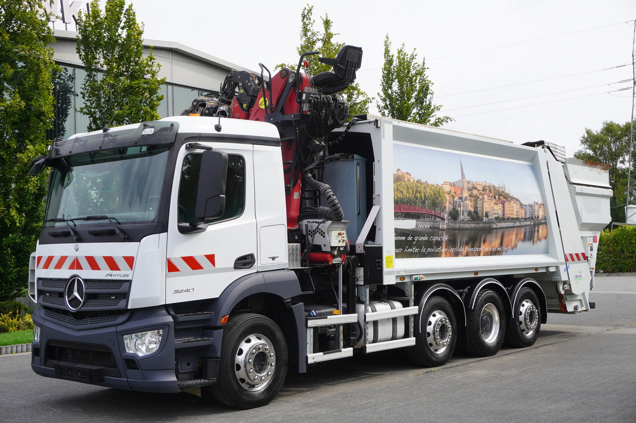 MERCEDES-BENZ Antos 3240 8x2 / Tajfun 5T crane / Farid Industries garbage truck/ 3 steered axles - Lastbil med kran: billede 3 MERCEDES-BENZ Antos 3240 8x2 / Tajfun 5T crane / Farid Industries garbage truck/ 3 steered axles - Lastbil med kran: billede 3