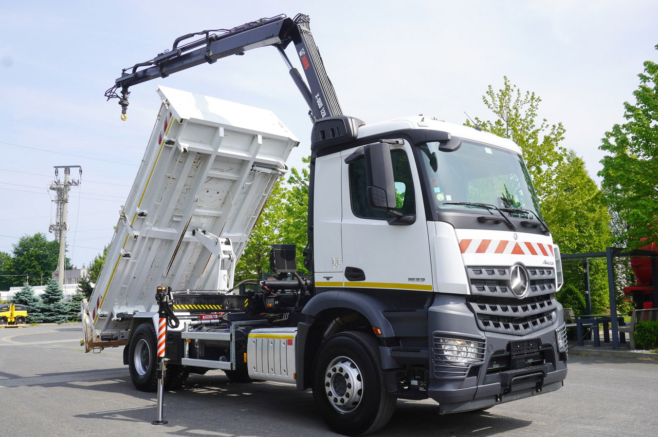 Lastbil med kran, Lastbil med kran MERCEDES-BENZ Arocs 1833 / 87,000 km!!! / Hds HIAB X-DUO 128 B-2 / three-sided tipper: billede 8 Lastbil med kran, Lastbil med kran MERCEDES-BENZ Arocs 1833 / 87,000 km!!! / Hds HIAB X-DUO 128 B-2 / three-sided tipper: billede 8