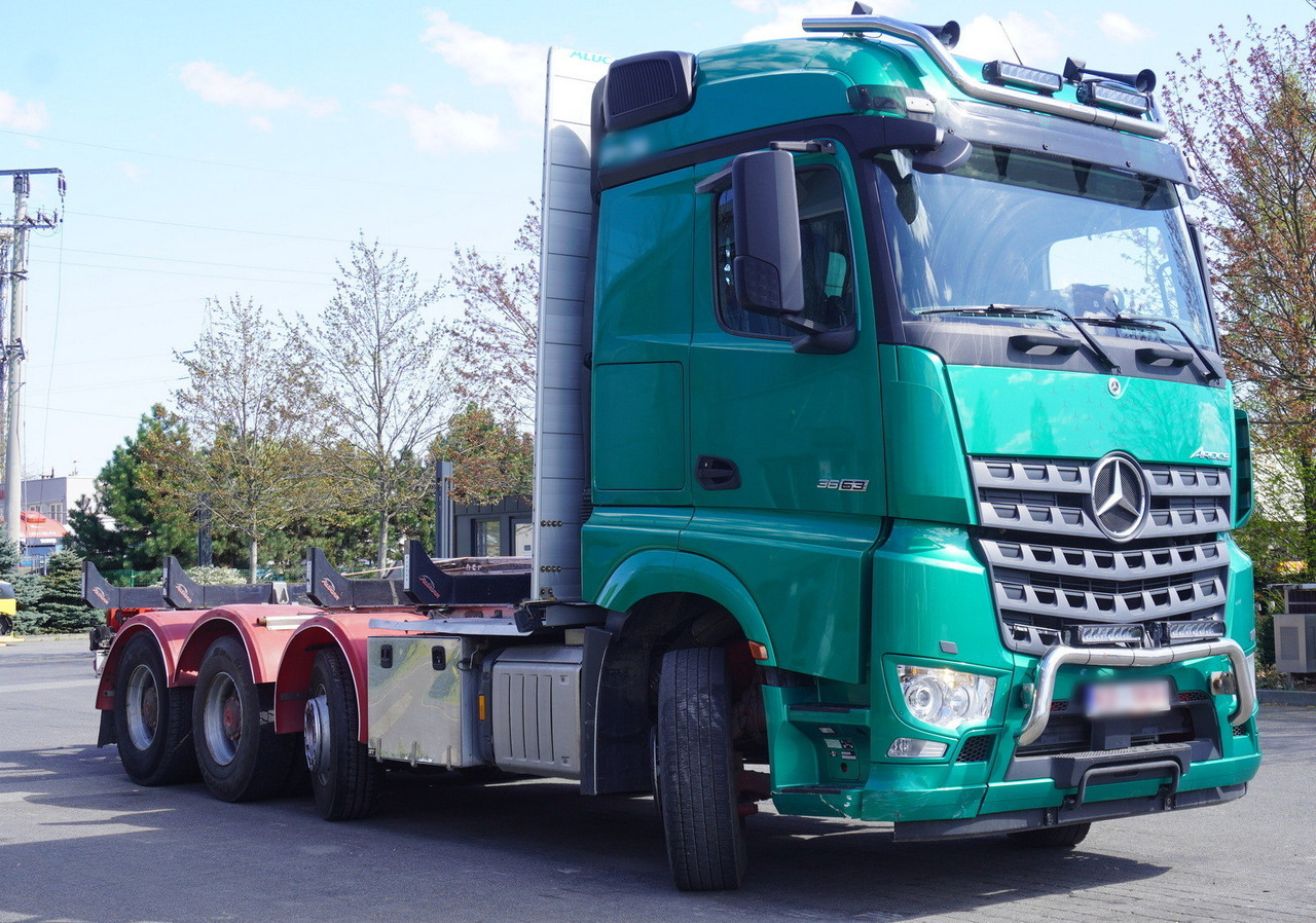 Mercedes-Benz Arocs 3563 8 × 4 / 630 HP / steered axle / Logging superstructure - Lastbil med kran: billede 1 Mercedes-Benz Arocs 3563 8 × 4 / 630 HP / steered axle / Logging superstructure - Lastbil med kran: billede 1