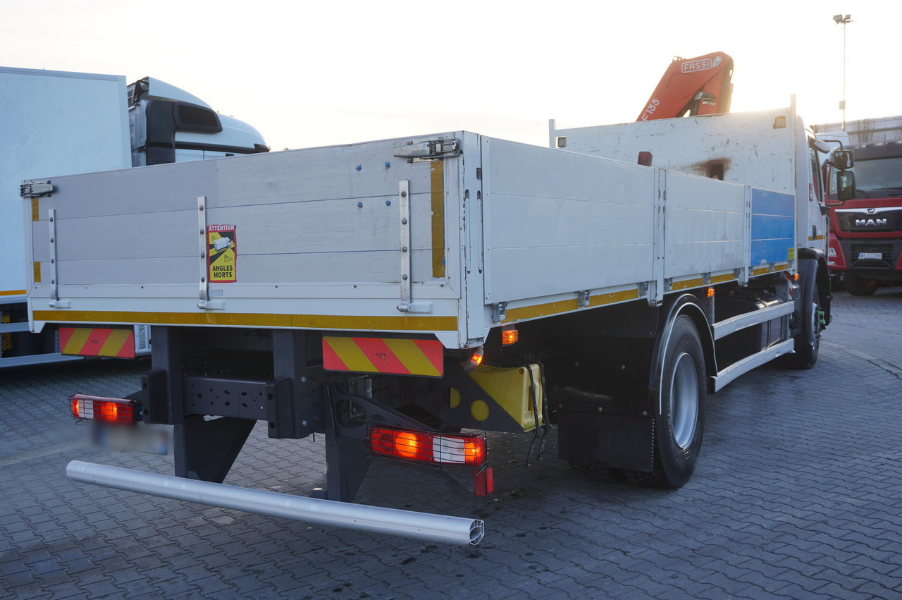 RENAULT C280 DTI 8 / FASSI crane 5.6 T / range 8 m / Flatbed 15 EPAL - Lastbil med lad, Lastbil med kran: billede 3 RENAULT C280 DTI 8 / FASSI crane 5.6 T / range 8 m / Flatbed 15 EPAL - Lastbil med lad, Lastbil med kran: billede 3