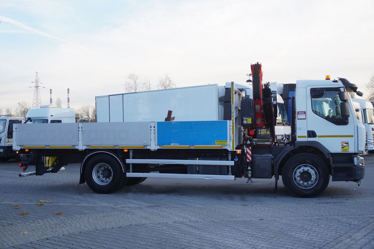 RENAULT C280 DTI 8 / FASSI crane 5.6 T / range 8 m / Flatbed 15 EPAL - Lastbil med lad, Lastbil med kran: billede 4 RENAULT C280 DTI 8 / FASSI crane 5.6 T / range 8 m / Flatbed 15 EPAL - Lastbil med lad, Lastbil med kran: billede 4