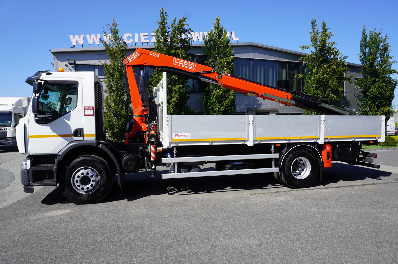 RENAULT C280 DTI 8 / FASSI crane 5.6 T / range 8 m / Flatbed 15 EPAL - Lastbil med lad, Lastbil med kran: billede 4 RENAULT C280 DTI 8 / FASSI crane 5.6 T / range 8 m / Flatbed 15 EPAL - Lastbil med lad, Lastbil med kran: billede 4