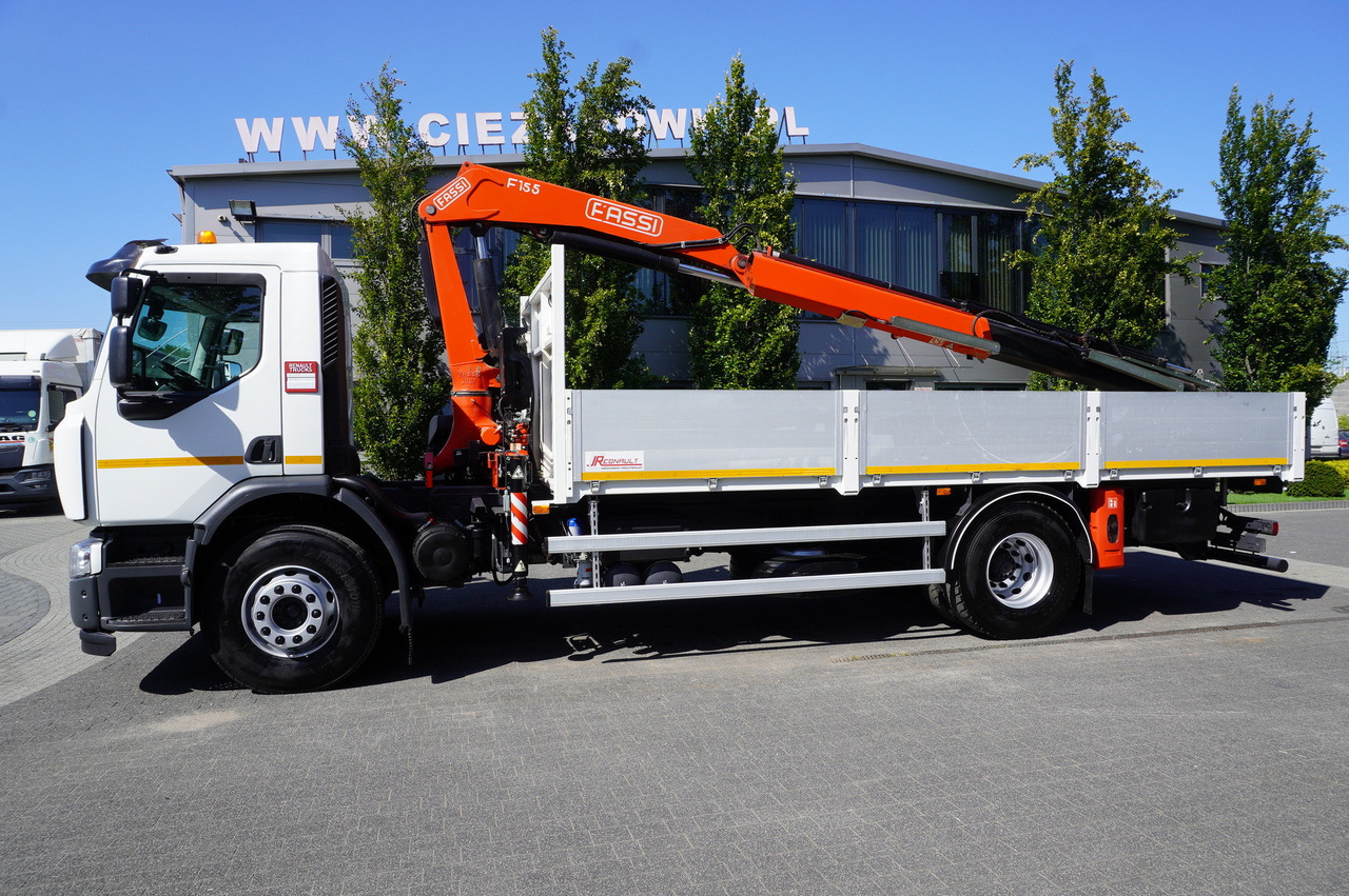 RENAULT C320 P 4x2 / FASSI crane 6.2 T / range 10 m / Flatbed 15 EPAL / 50 tho. km! - Lastbil med lad, Lastbil med kran: billede 2 RENAULT C320 P 4x2 / FASSI crane 6.2 T / range 10 m / Flatbed 15 EPAL / 50 tho. km! - Lastbil med lad, Lastbil med kran: billede 2