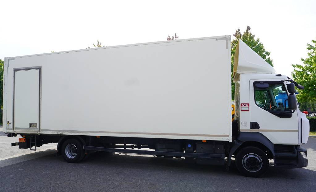RENAULT D12 E6 / Container 18 pallets / tail lift - Lastbil varevogn: billede 3 RENAULT D12 E6 / Container 18 pallets / tail lift - Lastbil varevogn: billede 3