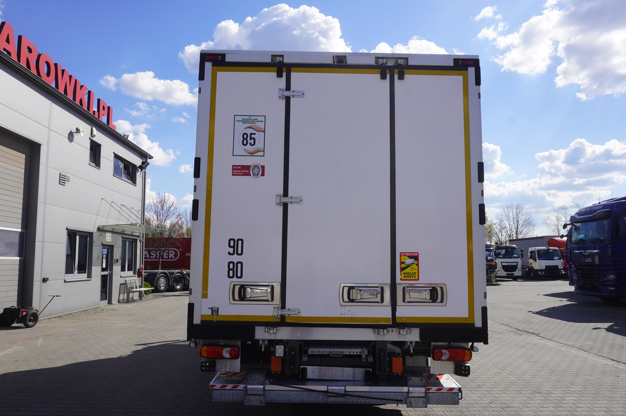 RENAULT D12 / Lamberet refrigerated truck / Dhollandia tail lift 1500 kg / 130 thousand km !! - Kølevogn lastbil: billede 4 RENAULT D12 / Lamberet refrigerated truck / Dhollandia tail lift 1500 kg / 130 thousand km !! - Kølevogn lastbil: billede 4