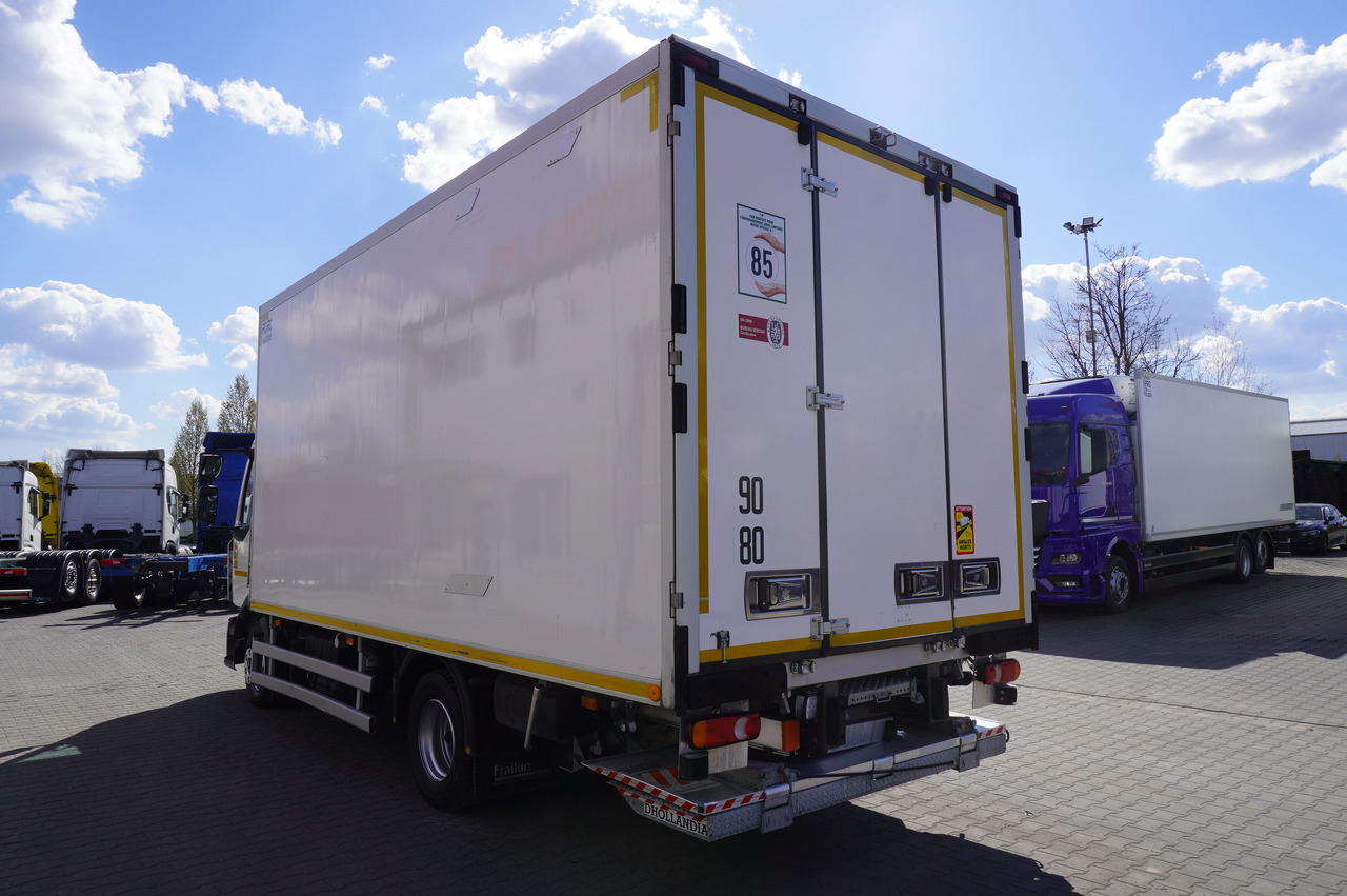 RENAULT D12 / Lamberet refrigerated truck / Dhollandia tail lift 1500 kg / 130 thousand km !! - Kølevogn lastbil: billede 5 RENAULT D12 / Lamberet refrigerated truck / Dhollandia tail lift 1500 kg / 130 thousand km !! - Kølevogn lastbil: billede 5