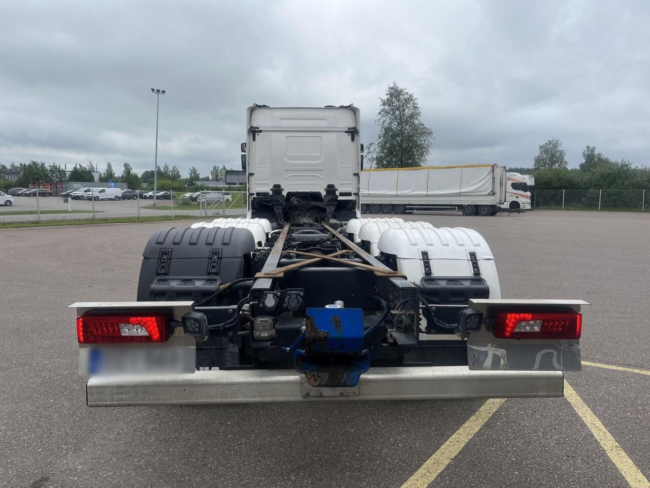 SCANIA R560 B8x4*4 / Chassis / sleeper cab / Power take-off - Lastbil chassis: billede 5 SCANIA R560 B8x4*4 / Chassis / sleeper cab / Power take-off - Lastbil chassis: billede 5