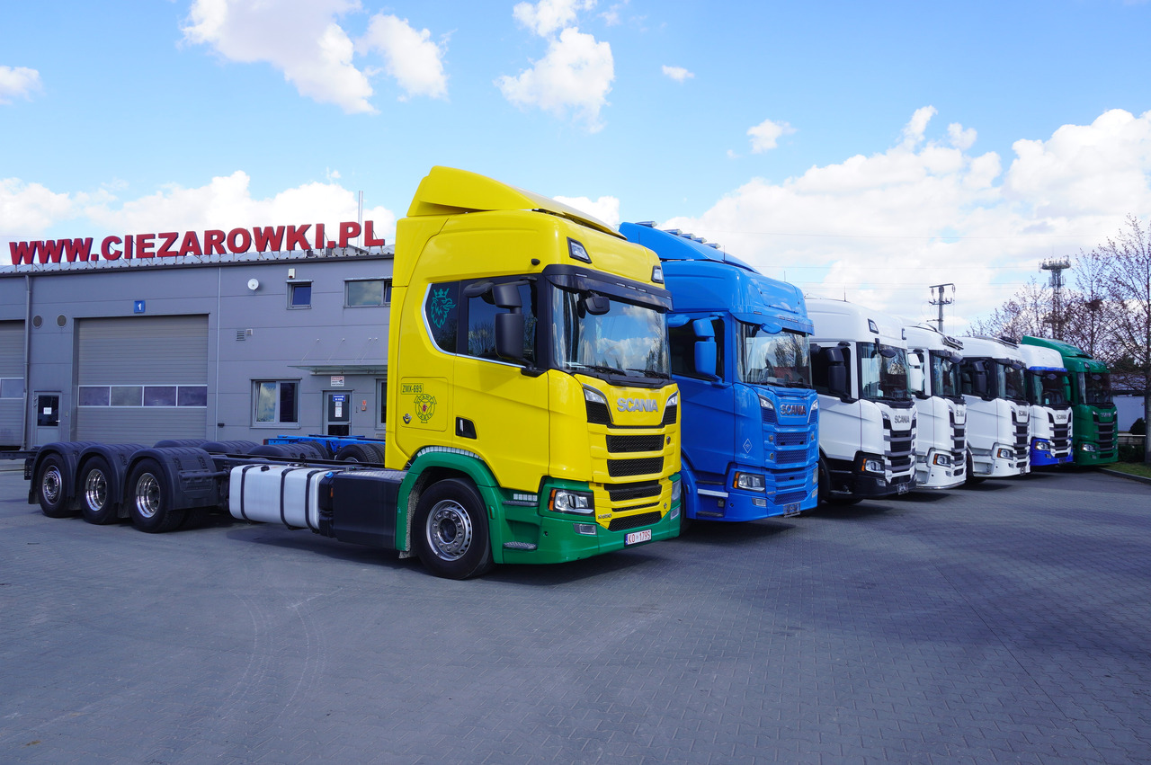 SCANIA R650 V8 / 650 HP/ frame 8.8 m / steered 4th axis / 20 units - Lastbil med kran: billede 1 SCANIA R650 V8 / 650 HP/ frame 8.8 m / steered 4th axis / 20 units - Lastbil med kran: billede 1