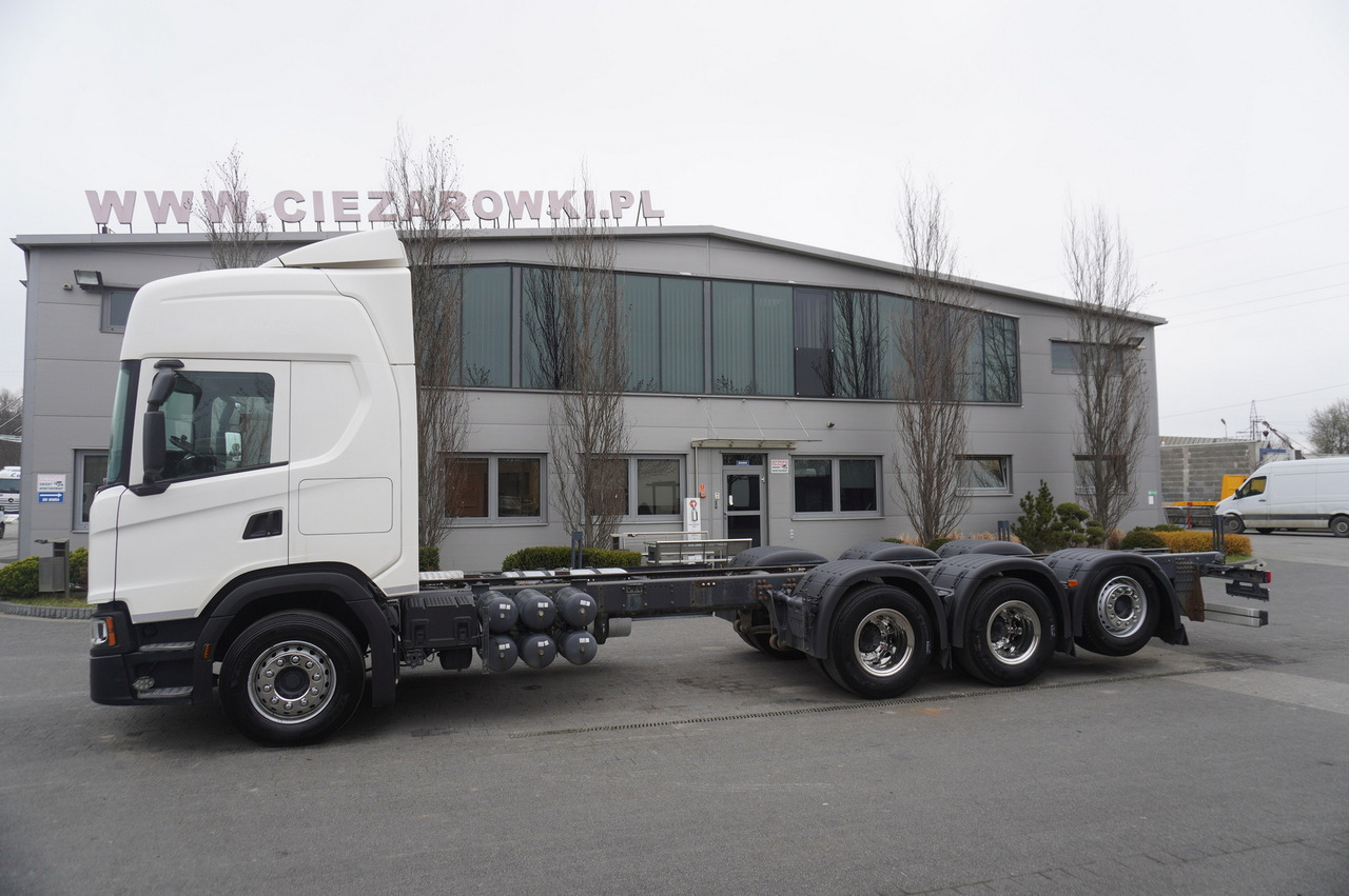 Scania G540 8x4 / Chassis 8.7 m / Steered axle / 2021 - Lastbil med kran: billede 3 Scania G540 8x4 / Chassis 8.7 m / Steered axle / 2021 - Lastbil med kran: billede 3
