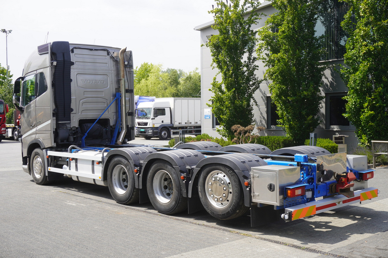 VOLVO FH16 750 8x4x4 / 750 HP! / Frame 685 cm / Steered 4th axle - Lastbil med kran: billede 4 VOLVO FH16 750 8x4x4 / 750 HP! / Frame 685 cm / Steered 4th axle - Lastbil med kran: billede 4