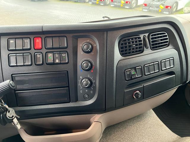 DAF XB 290 FA 16 to. Curtainsider LBW 1.5 Tonnen AHK - Lastbil med presenning: billede 5 DAF XB 290 FA 16 to. Curtainsider LBW 1.5 Tonnen AHK - Lastbil med presenning: billede 5