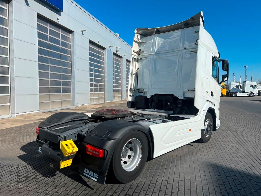 DAF XFn 480 FT Intarder 2xTank 1.105 L Vollspoiler - Trækker: billede 4 DAF XFn 480 FT Intarder 2xTank 1.105 L Vollspoiler - Trækker: billede 4