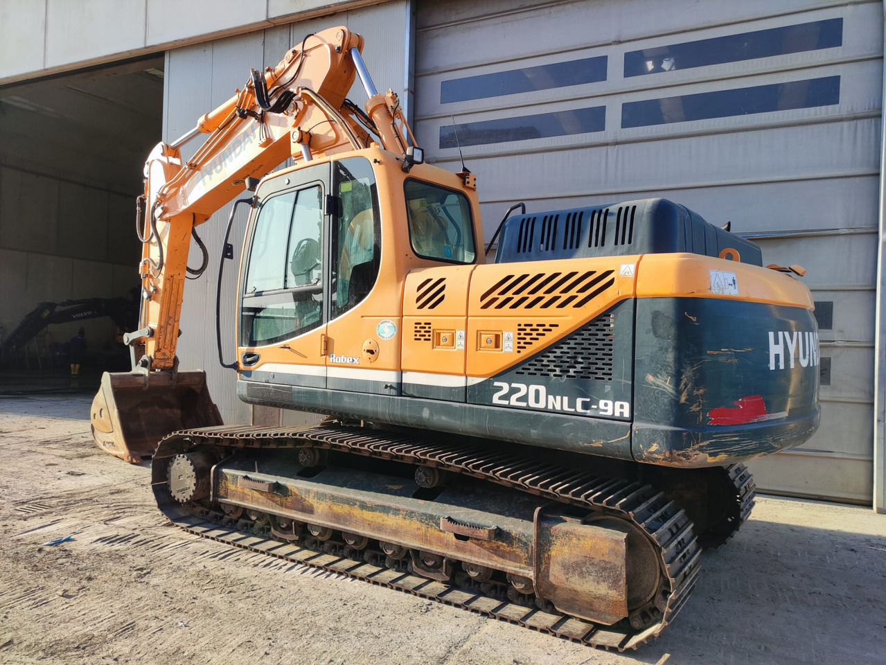 Hyundai R220NLC-9A - Bæltegravemaskine: billede 2 Hyundai R220NLC-9A - Bæltegravemaskine: billede 2