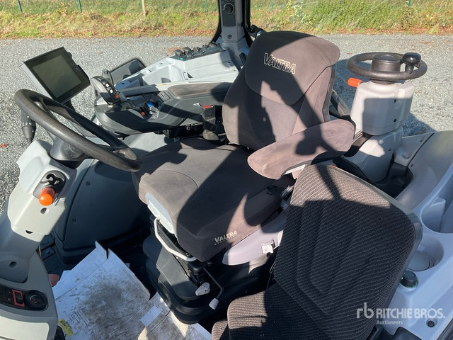 2020 Valtra T214 Direct 4WD Tractor - Traktor: billede 5 2020 Valtra T214 Direct 4WD Tractor - Traktor: billede 5