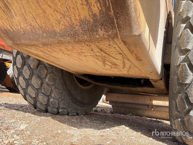 2004 Cat CS-663E Smooth Drum Compactor - Kompaktor: billede 5 2004 Cat CS-663E Smooth Drum Compactor - Kompaktor: billede 5