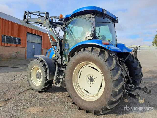 2008 New Holland T6010 Plus, con pala 4WD Tractor - Traktor: billede 3 2008 New Holland T6010 Plus, con pala 4WD Tractor - Traktor: billede 3
