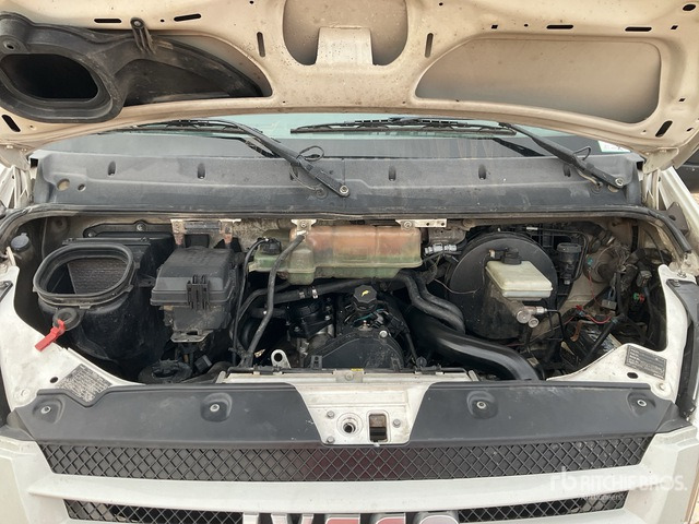 Lastbil med lad 2009 Iveco 35S10 Cargo Van: billede 6