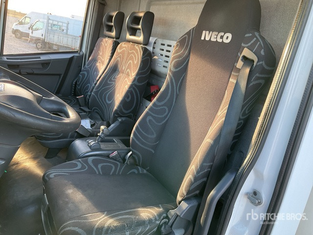 2010 Iveco Eurocargo 75E18 4x2 Van Truck - Lastbil varevogn: billede 3 2010 Iveco Eurocargo 75E18 4x2 Van Truck - Lastbil varevogn: billede 3