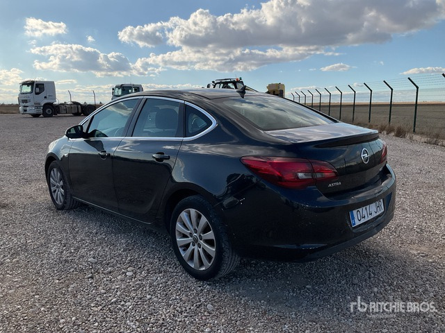 2015 Opel Astra Automobile - Bil: billede 4 2015 Opel Astra Automobile - Bil: billede 4