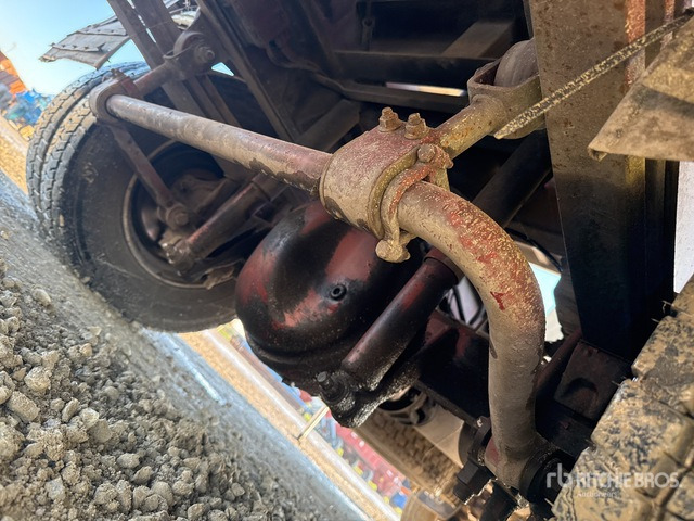 Tipvogn lastbil 2002 Iveco Eurocargo 110EL18 Bonfiglioli P7200L 1980 kg on 4x2 Dump Truck with Crane: billede 6